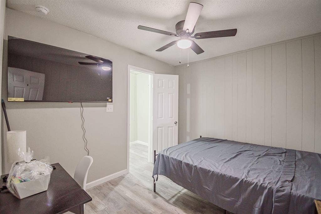 9 BR in Dallas