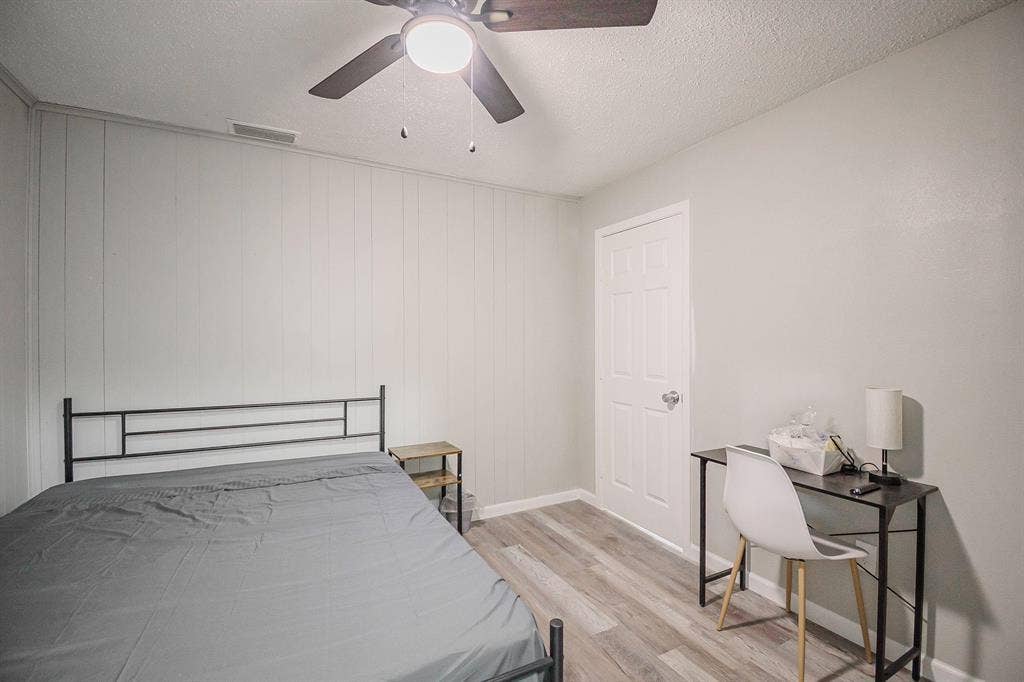 9 BR in Dallas