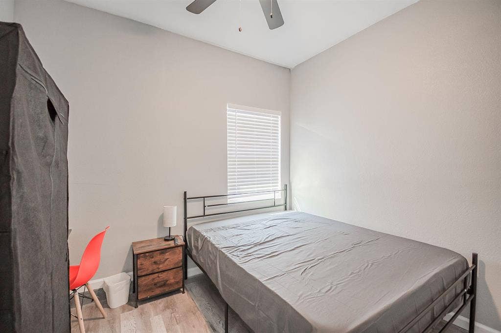 9 BR in Dallas