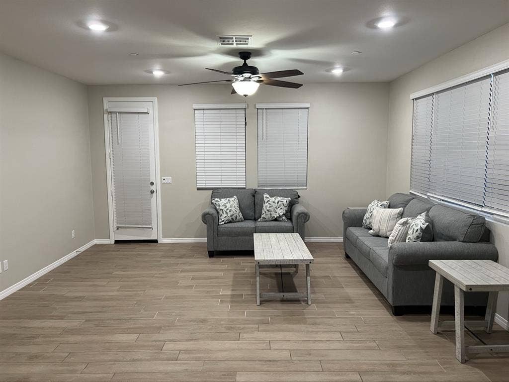 Private br & Shared bth near UCR