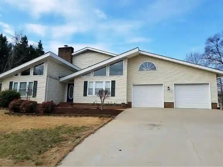 Room to rent in spacious housee