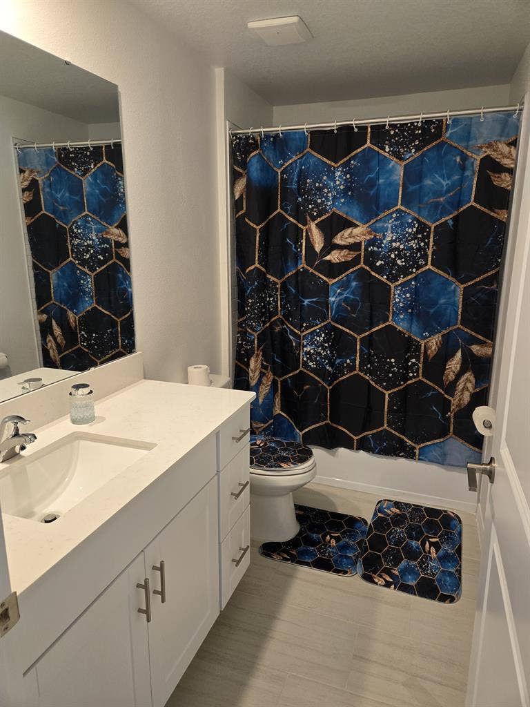 Nice, clean and private room!!