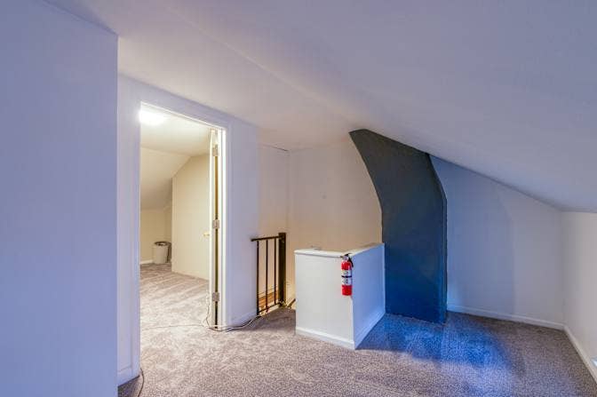 Room in Downtown Phoenixville!