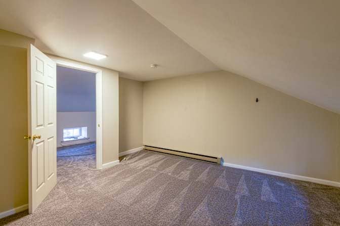 Room in Downtown Phoenixville!