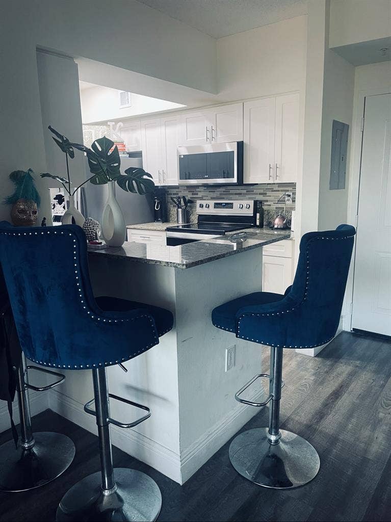 Intracoastal Room for Rent