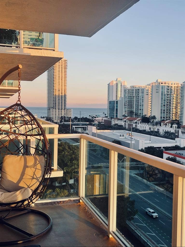 Intracoastal Room for Rent