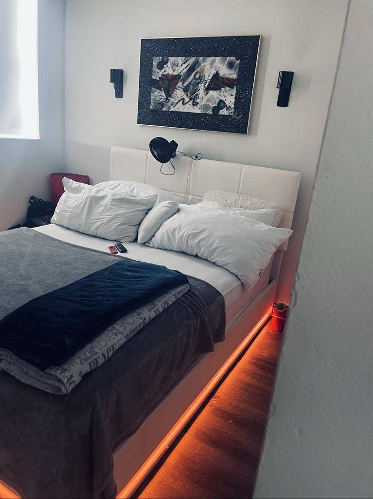 Intracoastal Room for Rent