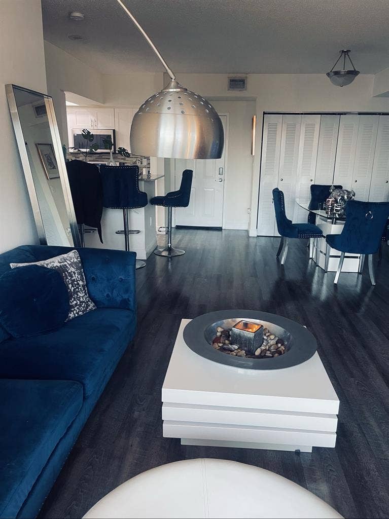 Intracoastal Room for Rent