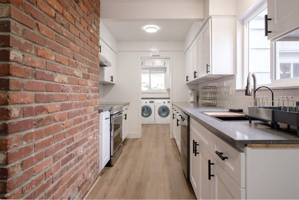 Private room in amazing house 