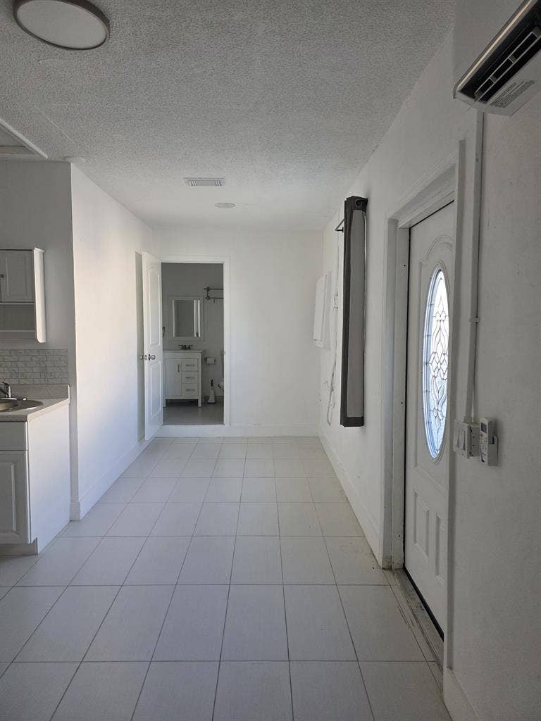 Beautiful studio in Sunrise, FL