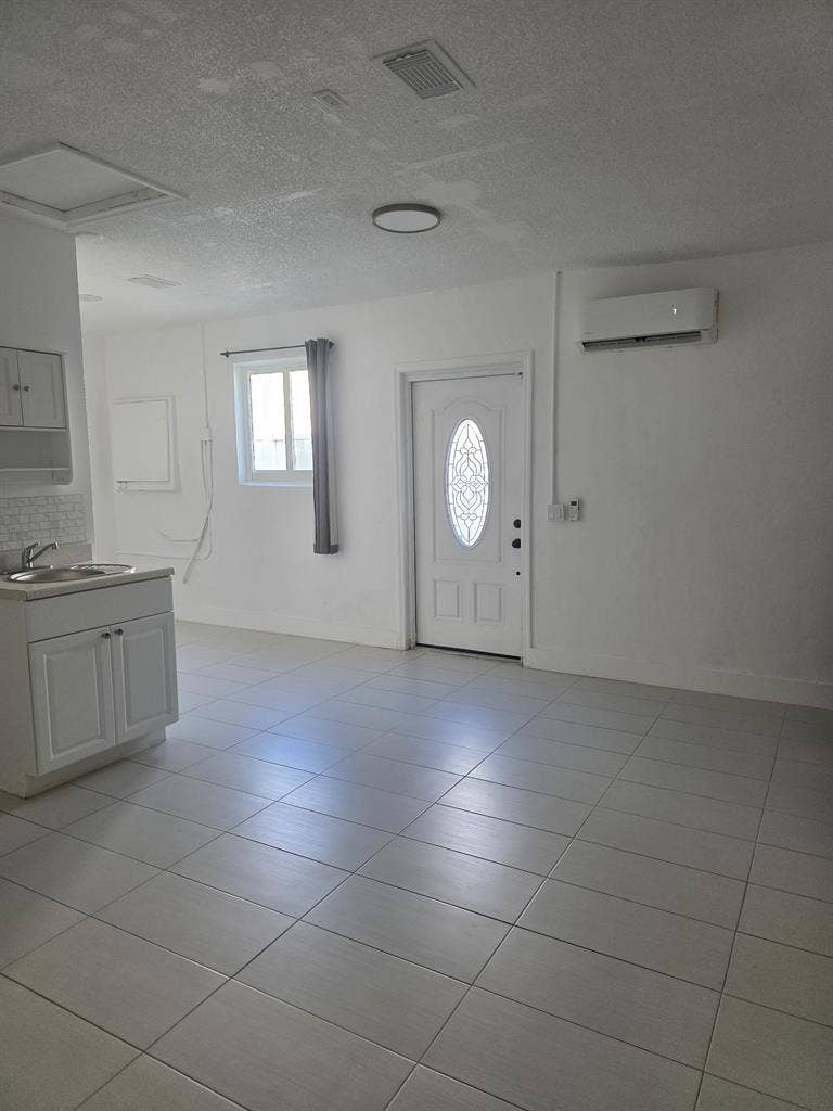 Beautiful studio in Sunrise, FL