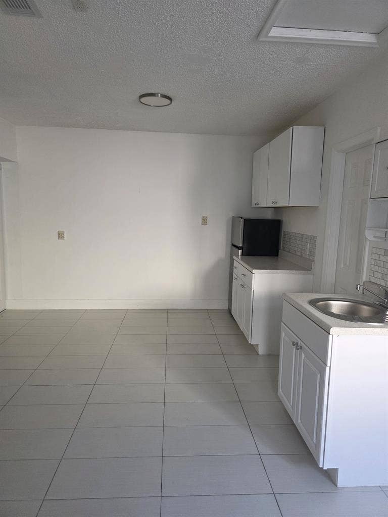 Beautiful studio in Sunrise, FL