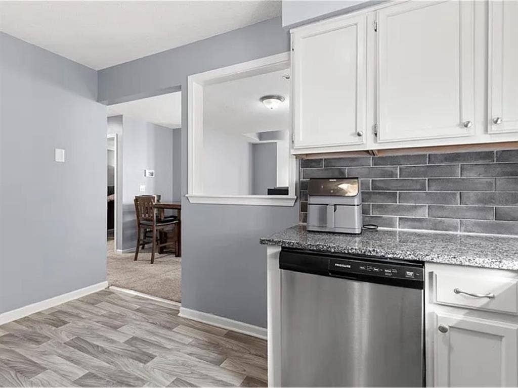 Looking for a roommate!