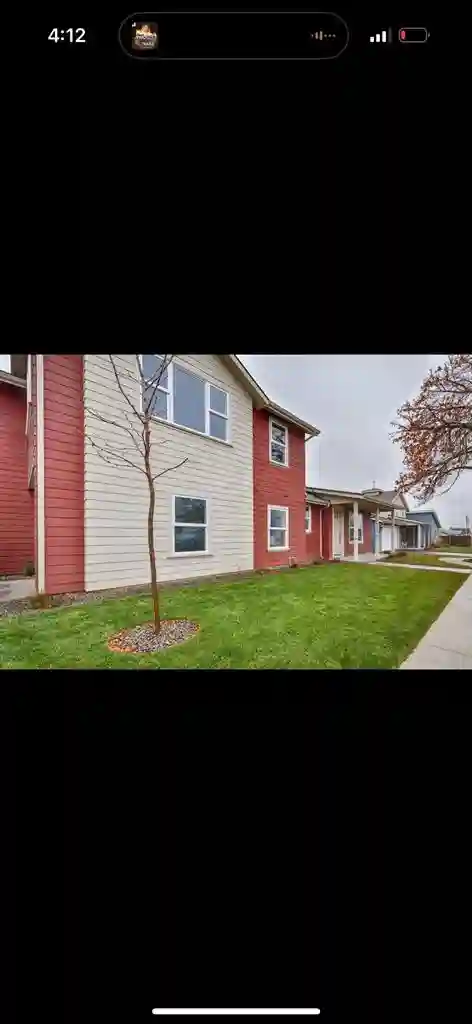 Girl house! Room w bathroom