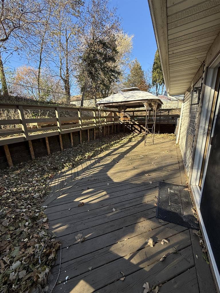 You get 2bedroom living room &amp; park