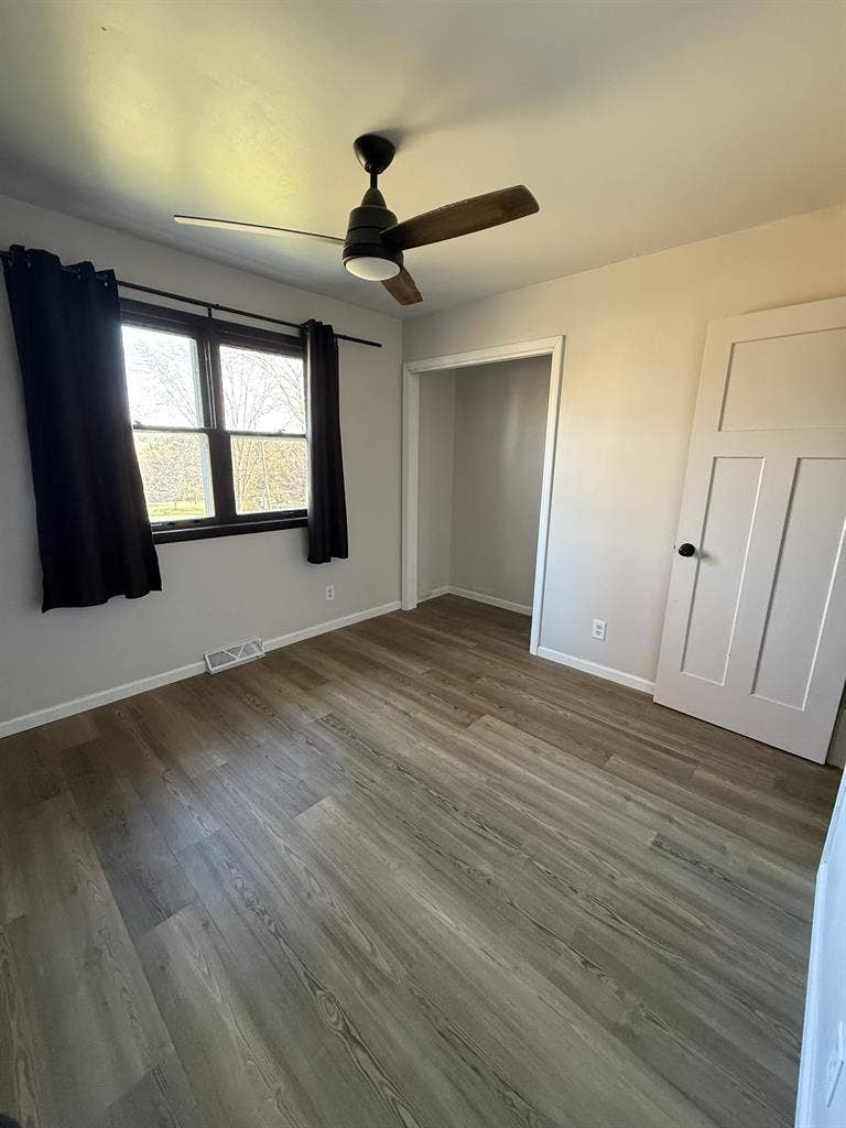 You get 2bedroom living room &amp; park