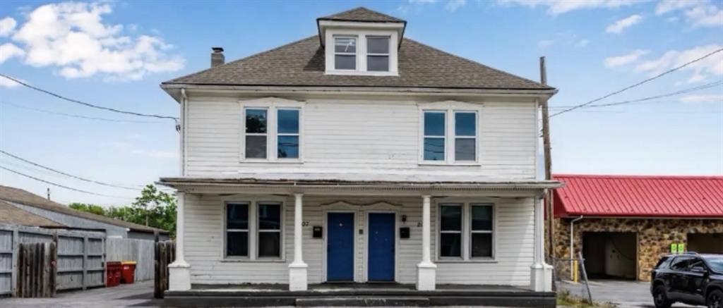 Room for rent or the whole house