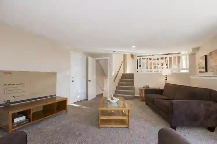 1 BR in Independence