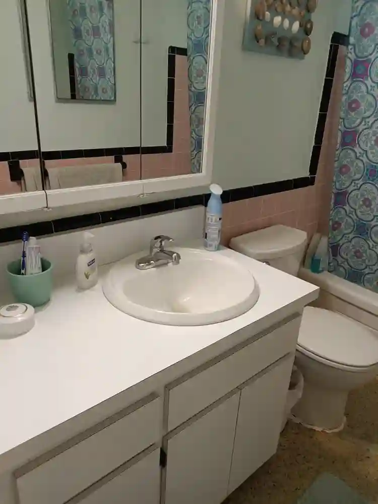 Private Entrance Room Rental