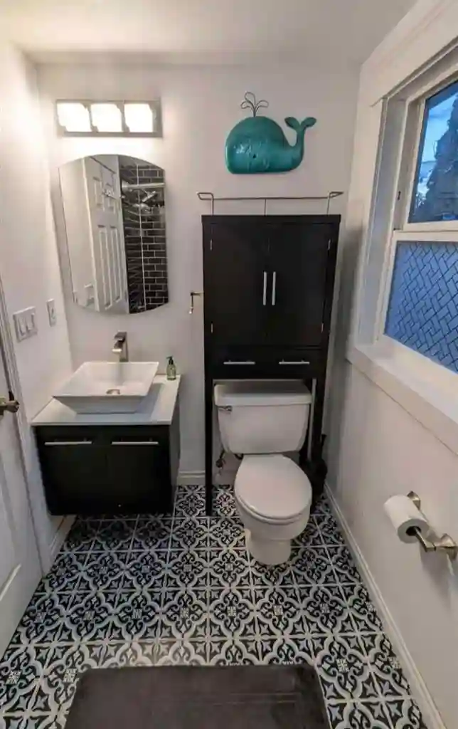 Room in clean, safe, liberal house