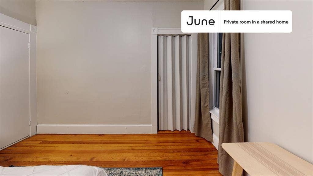 3 BR in Boston
