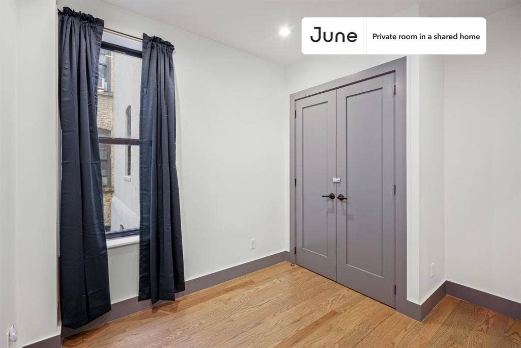 4 BR in New York City