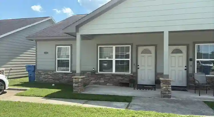 /month apartment in Porter