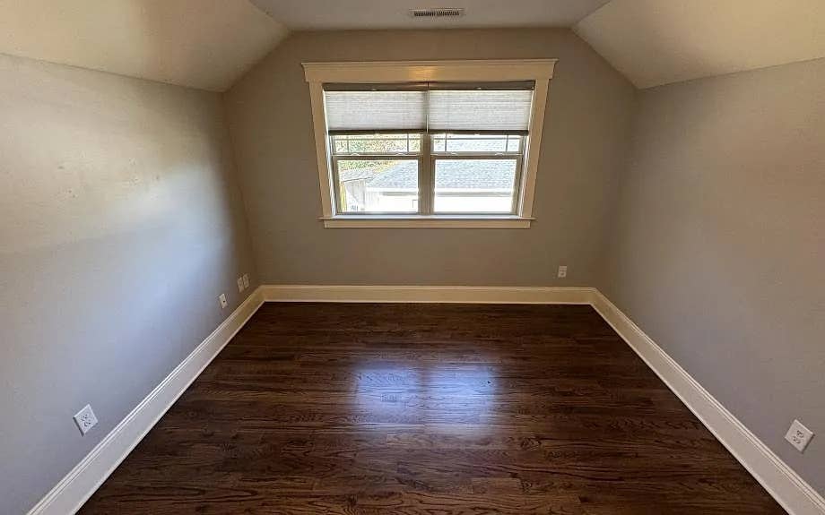 ✨ 2 Rooms Available Plaza Midwood ✨