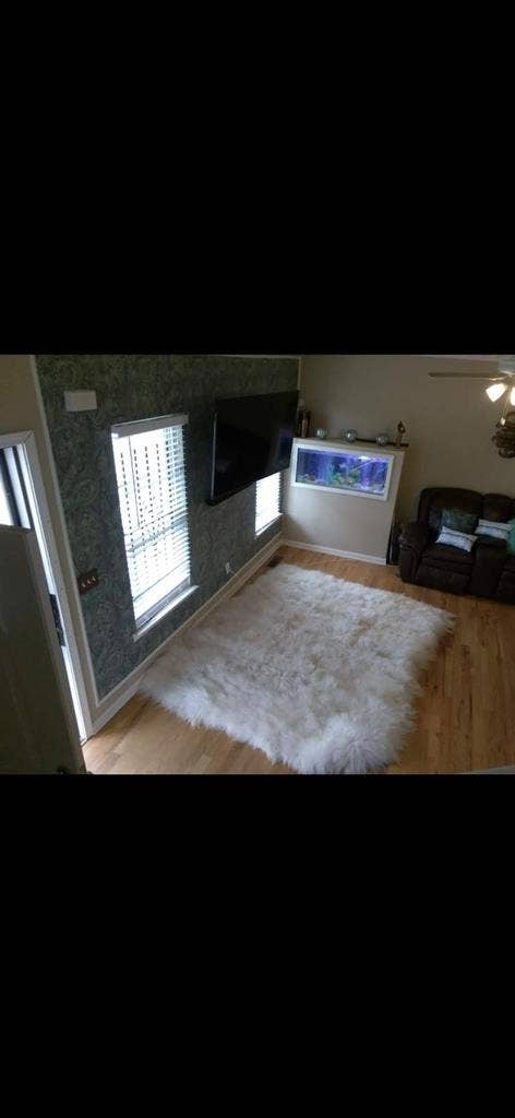 Fifty dollars deposit on busline