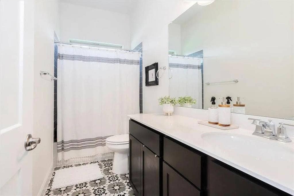 4 BR in Pflugerville