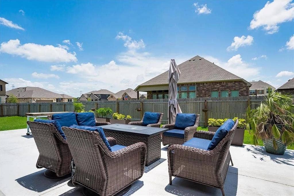 4 BR in Pflugerville