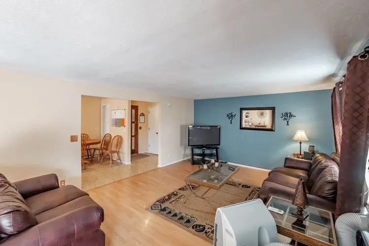 Single Room in Shared Home-SE Salem