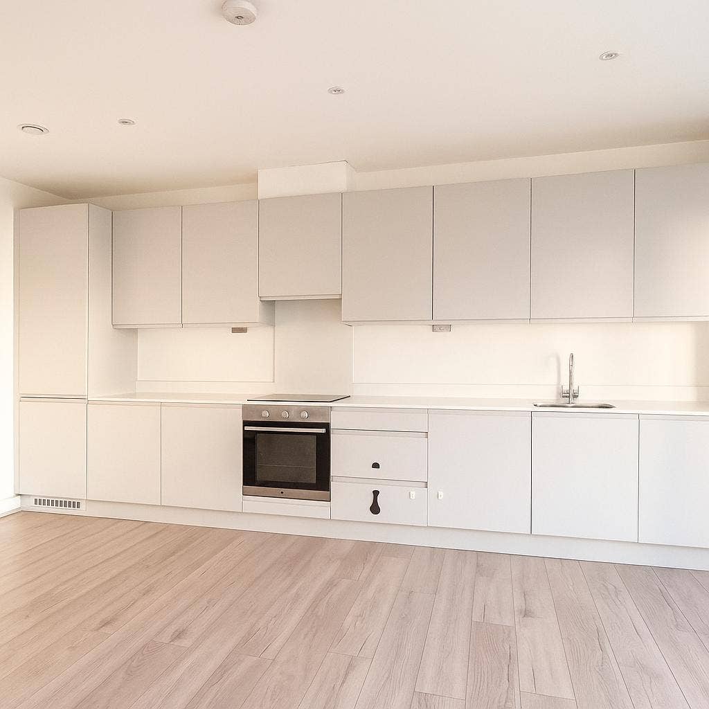 Modern  Bath Apartment Let