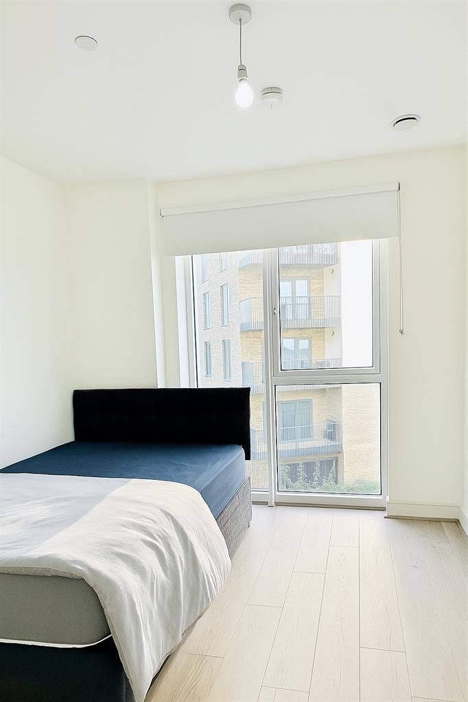 Modern  Bath Apartment Let