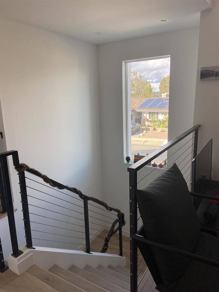 URGENT LOOKING FOR GIRL TO SUBLEASE