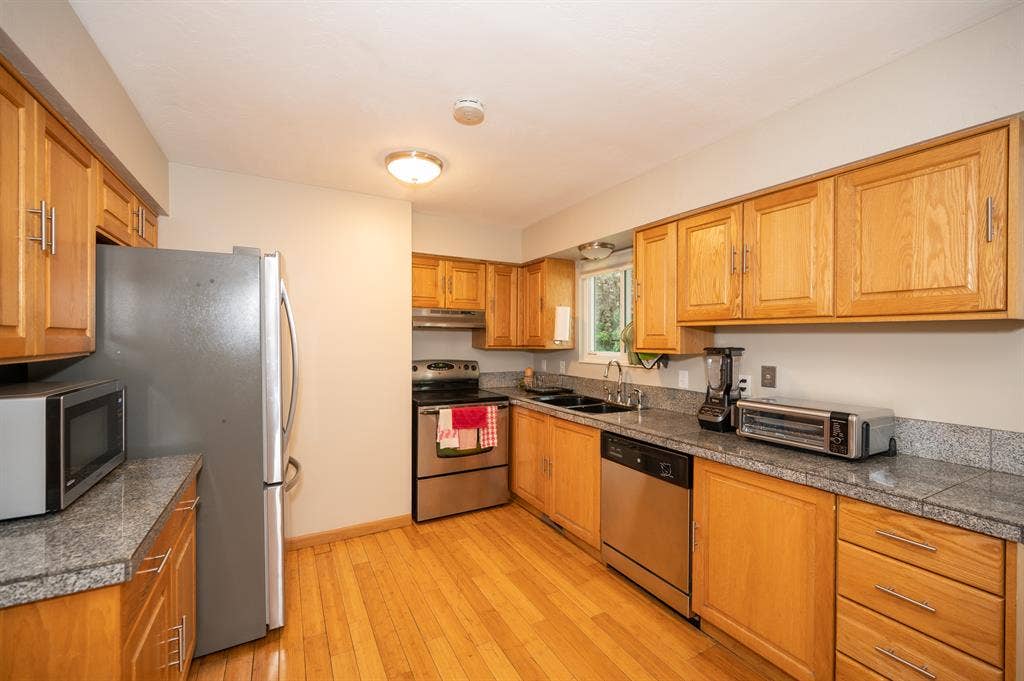 Private room for rent