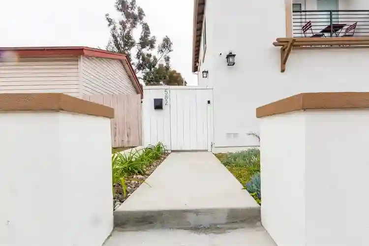 Peaceful, Private & Quiet Studio