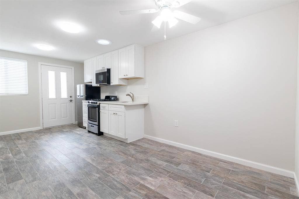 Peaceful, Private & Quiet Studio