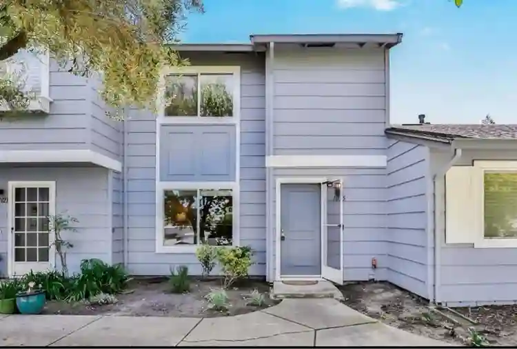 FURNISHED ROOM FOR RENT LIVERMOREE