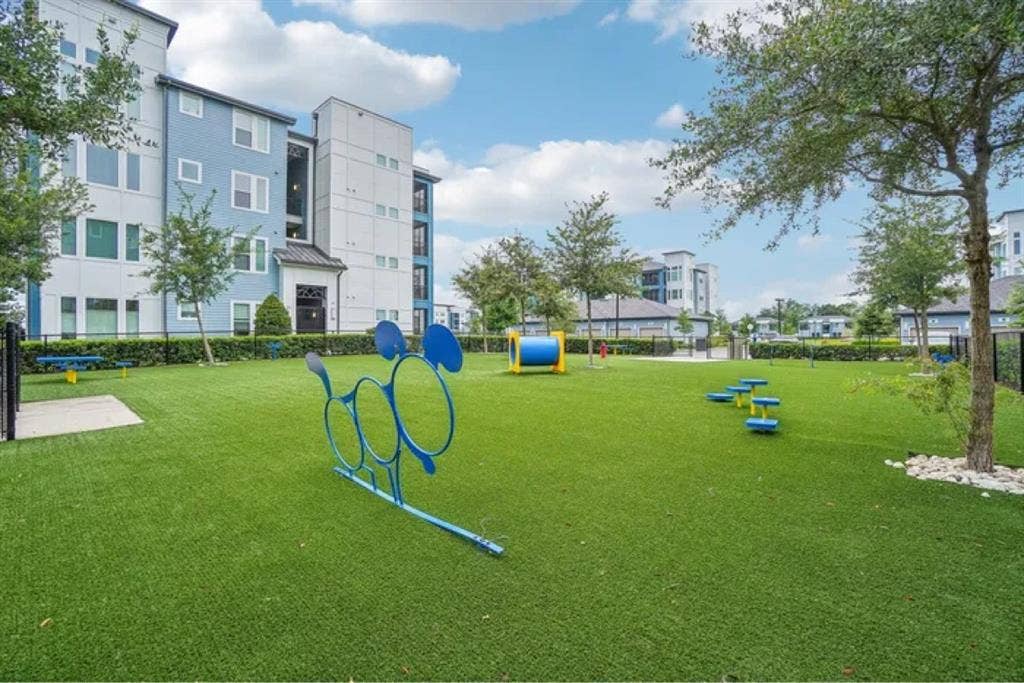 Sublease  
Bath apt!