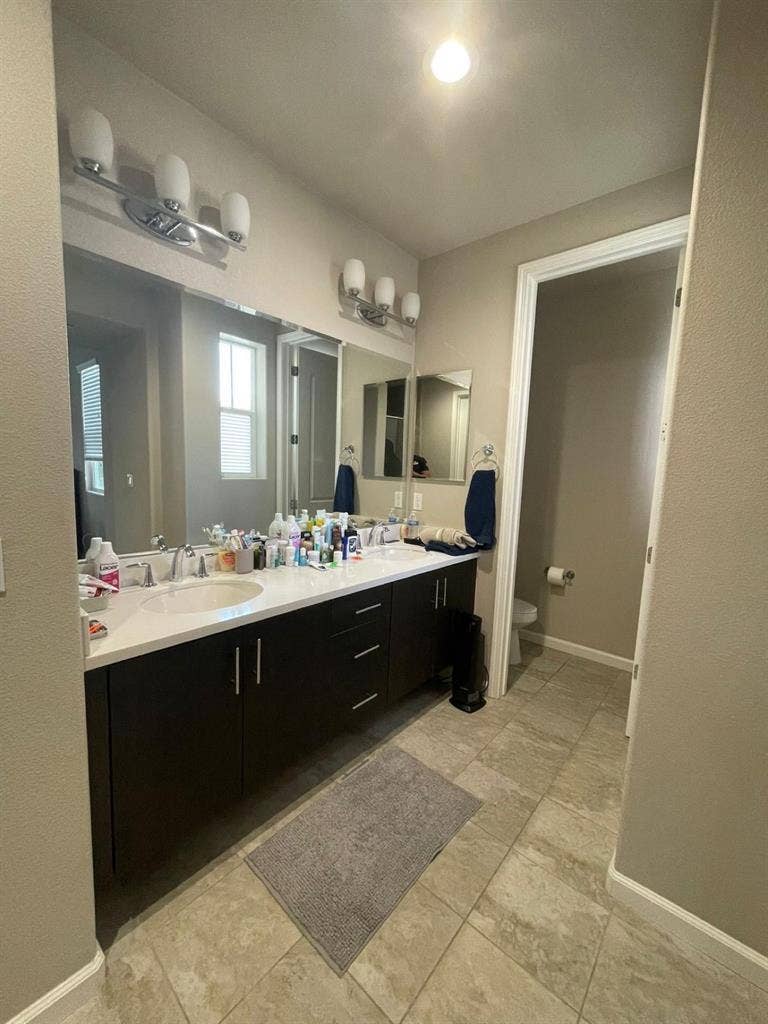 Room for Rent in East Palo Alto