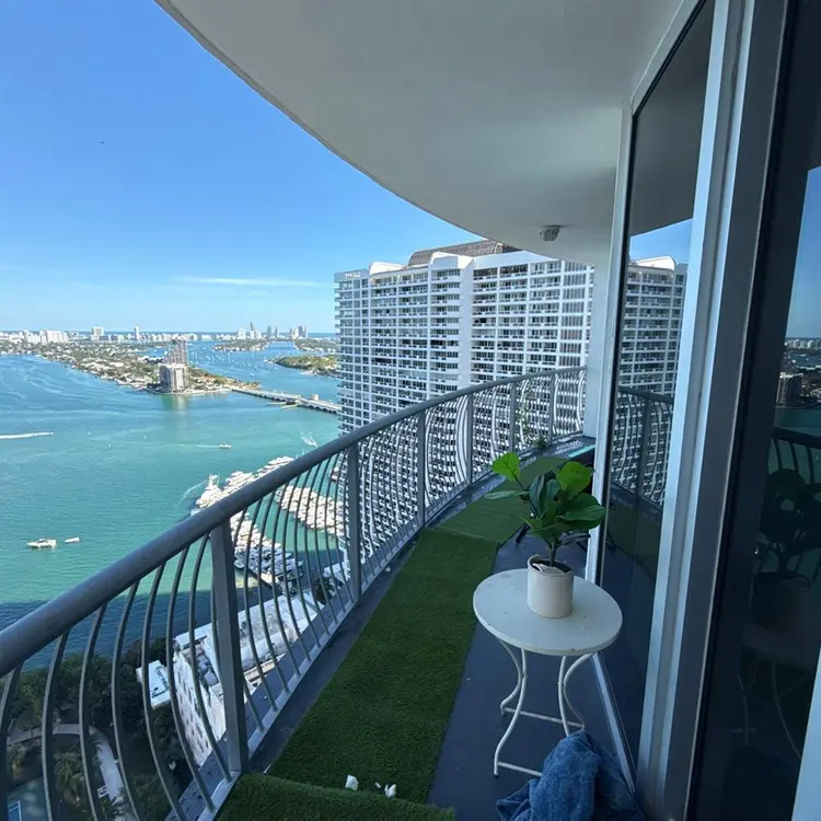 Relaxing Private Room - Waterfront