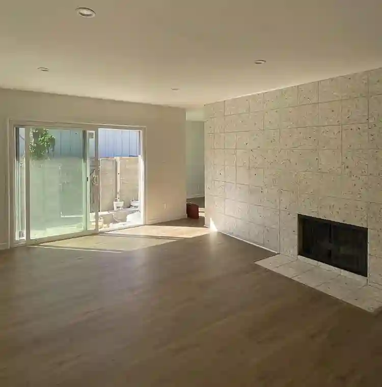 Seeking Roommate! (near USC)