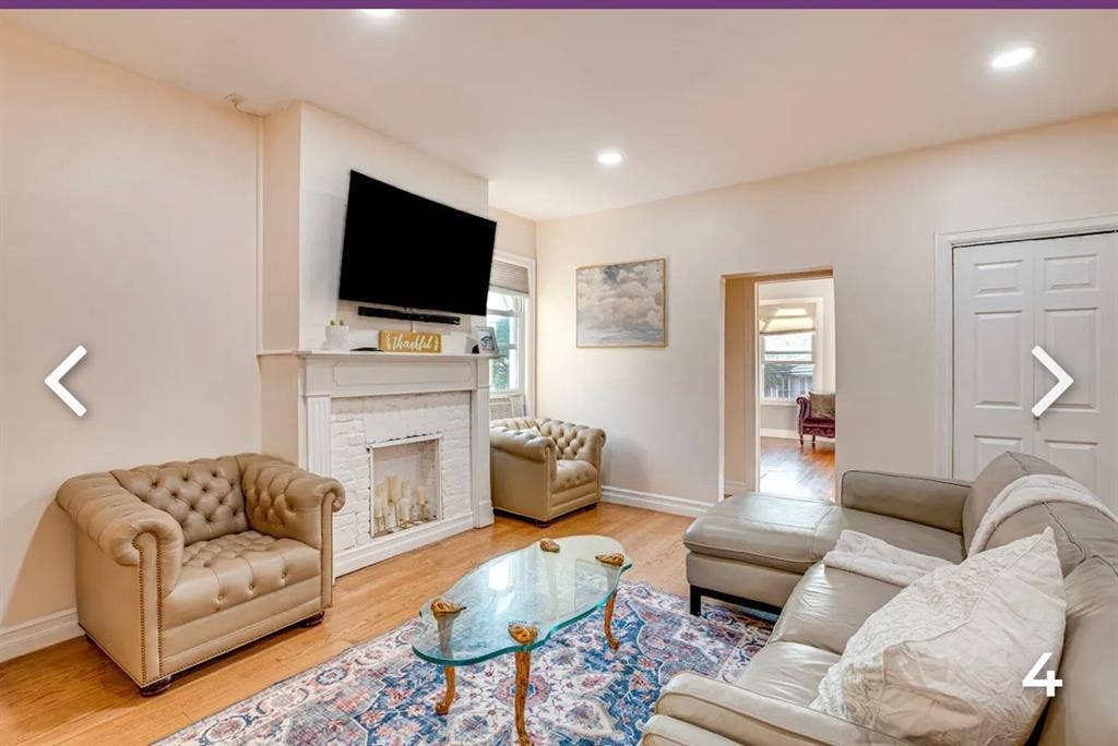 Spacious Jersey City with balcony