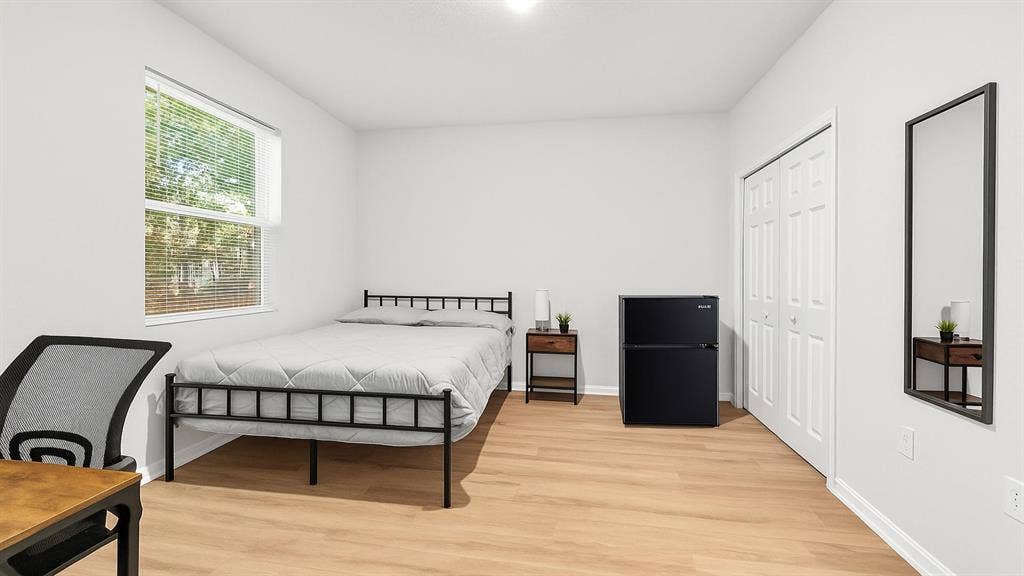 7 BR in Jacksonville