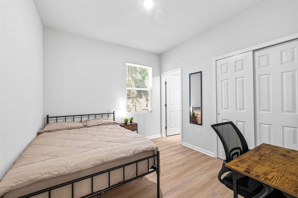 7 BR in Jacksonville