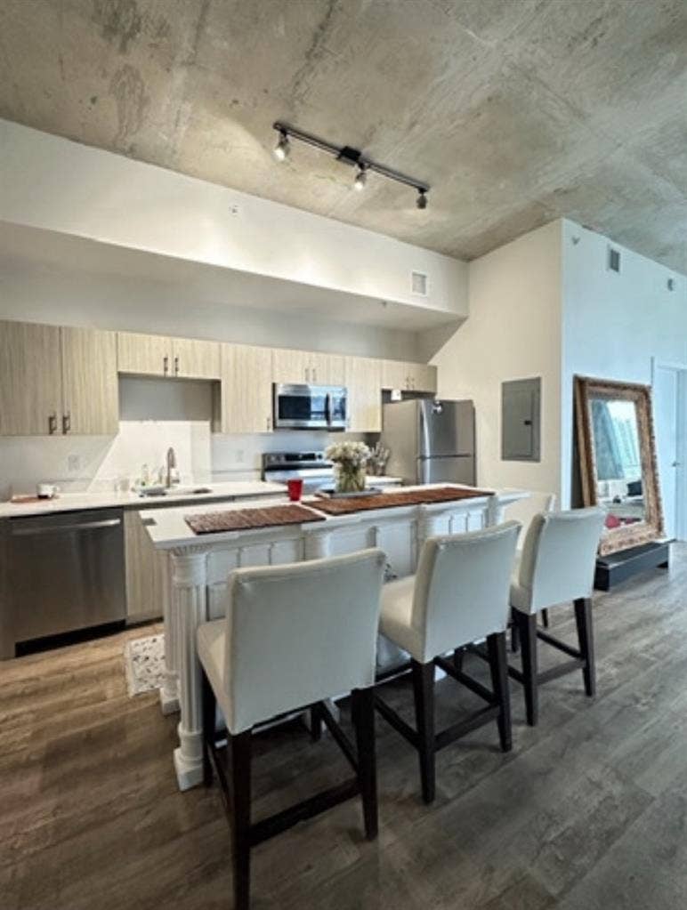Downtown Miami Apartment for Rent