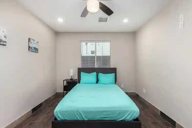 2 BR in Tempe