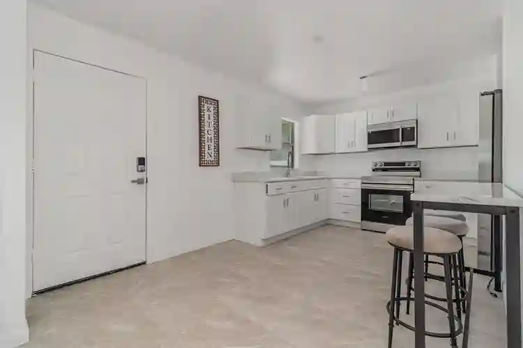 1 BR in Orlando