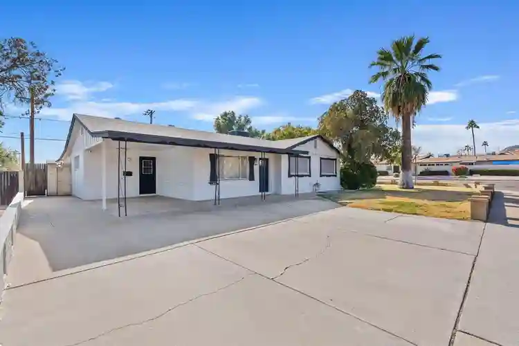 2 BR in Scottsdale